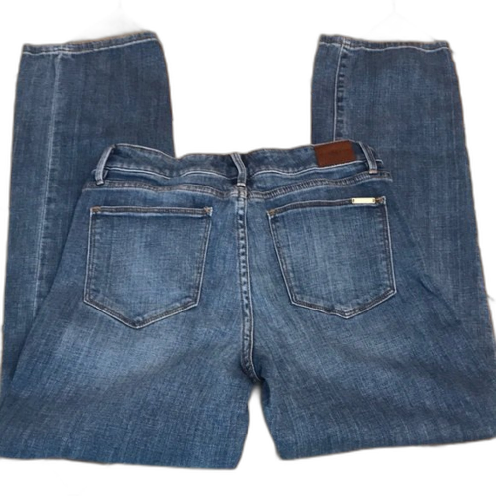 Tommy Hilfiger light wash high waisted denim jeans size 6